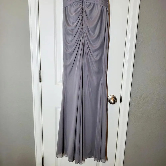 David's Bridal Grey Lace Bridesmaid Dress Size 6 - Picture 9 of 12